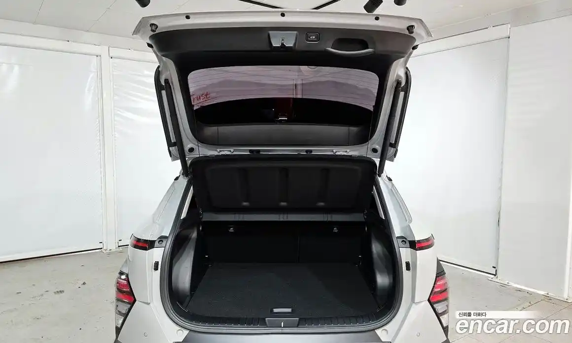 Hyundai Kona 2025 1.6 Автомат в Москве № 130015, фото 3