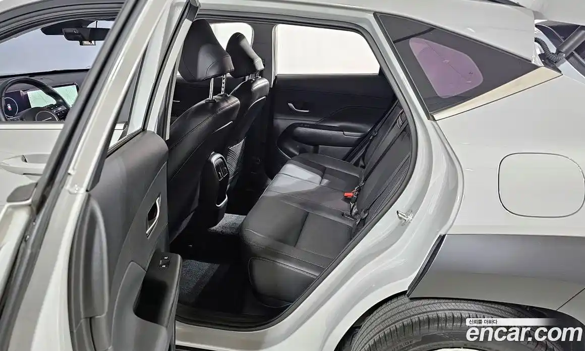 Hyundai Kona 2025 1.6 Автомат в Москве № 130015, фото 4