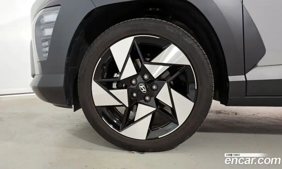 Hyundai Kona 2025 1.6 Автомат в Москве № 130015, фото 8