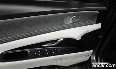 Hyundai Avante 2021 1.6 Автомат в Москве № 130727, миниатюра 11