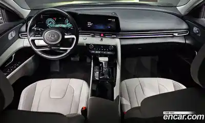 Hyundai Avante 2021 1.6 Автомат в Москве № 130727, миниатюра 2