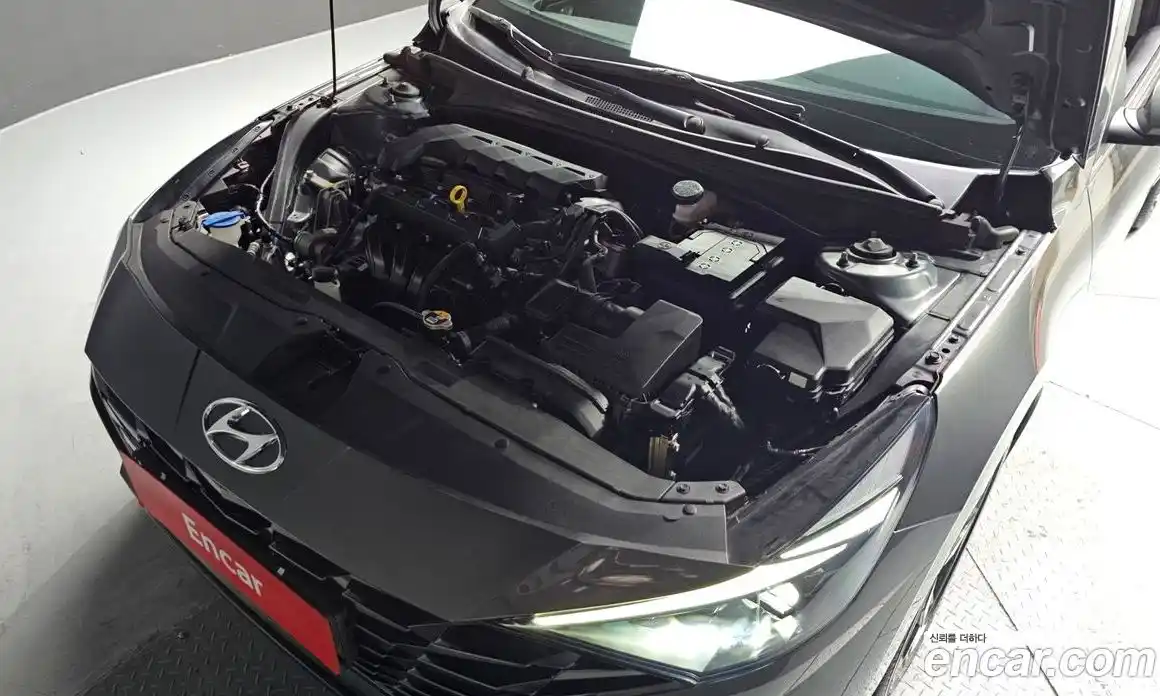 Hyundai Avante 2021 1.6 Автомат в Москве № 130727, фото 6