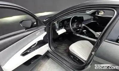 Hyundai Avante 2021 1.6 Автомат в Москве № 130727, миниатюра 10