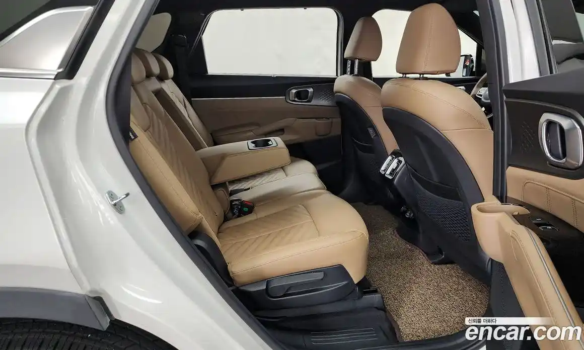 Kia Sorento 2024 1.6 Автомат в Москве № 133114, фото 7