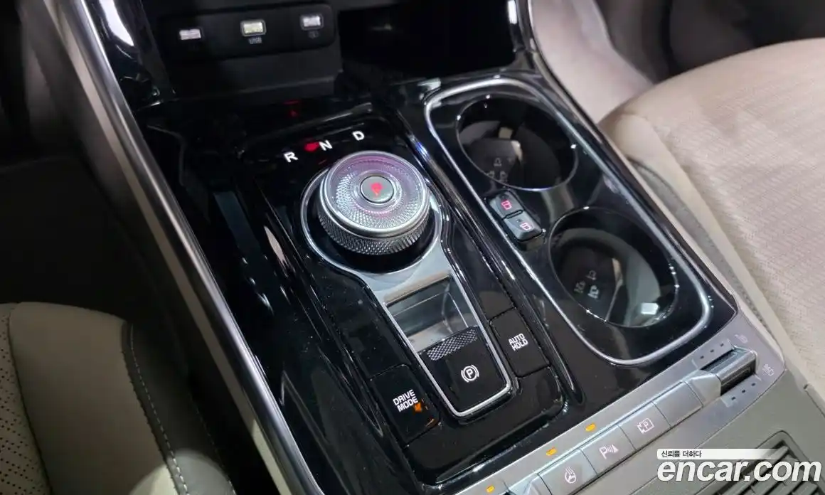 Kia Canival 2021 3.5 Автомат в Москве № 133831, фото 16