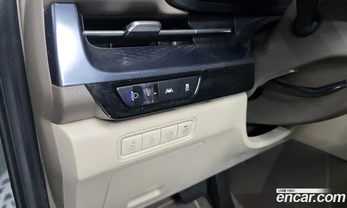 Kia Canival 2021 3.5 Автомат в Москве № 133831, фото 19