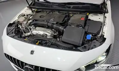 Mercedes-Benz A-Class 2021 2.0 Автомат в Москве № 139857, миниатюра 3