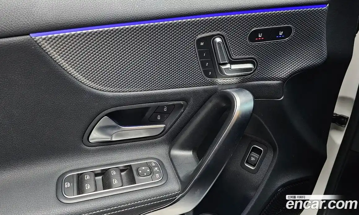 Mercedes-Benz A-Class 2021 2.0 Автомат в Москве № 139857, фото 5