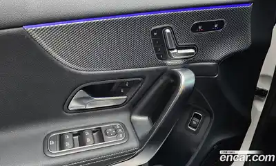 Mercedes-Benz A-Class 2021 2.0 Автомат в Москве № 139857, миниатюра 5