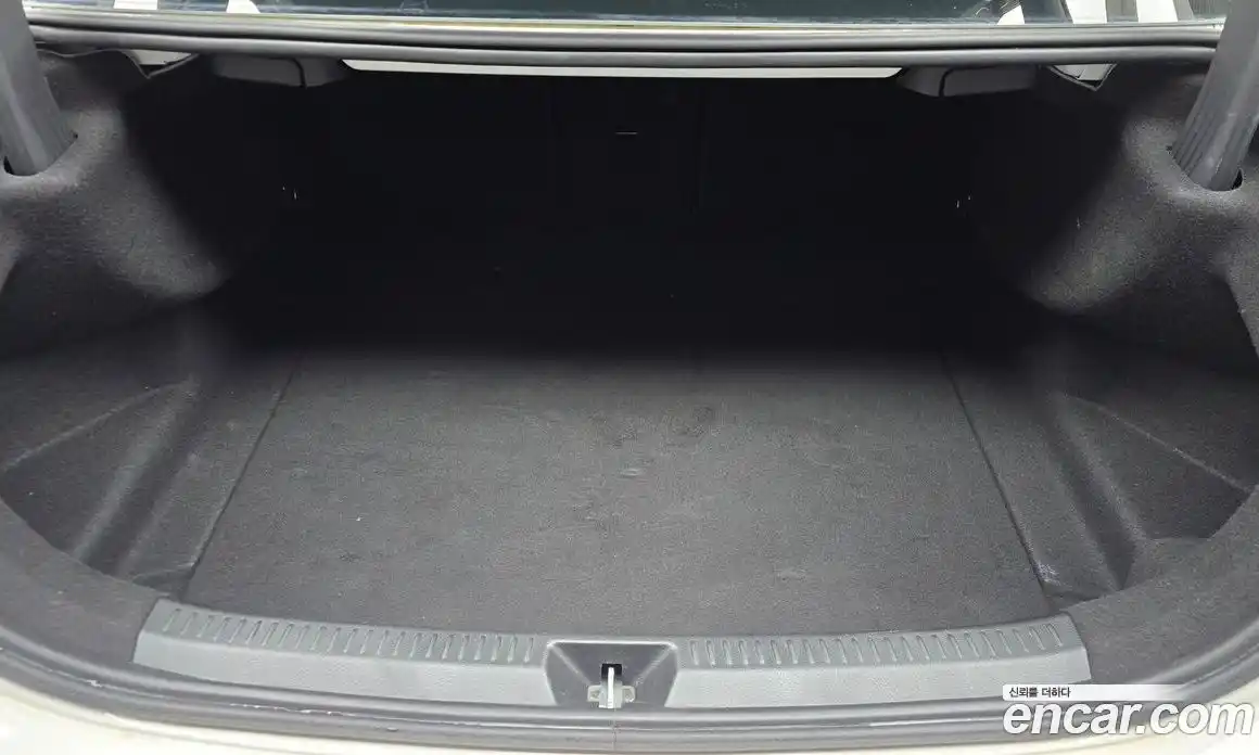 Mercedes-Benz A-Class 2020 2.0 Автомат в Москве № 139903, фото 4