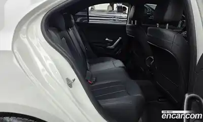 Mercedes-Benz A-Class 2020 2.0 Автомат в Москве № 139903, миниатюра 7