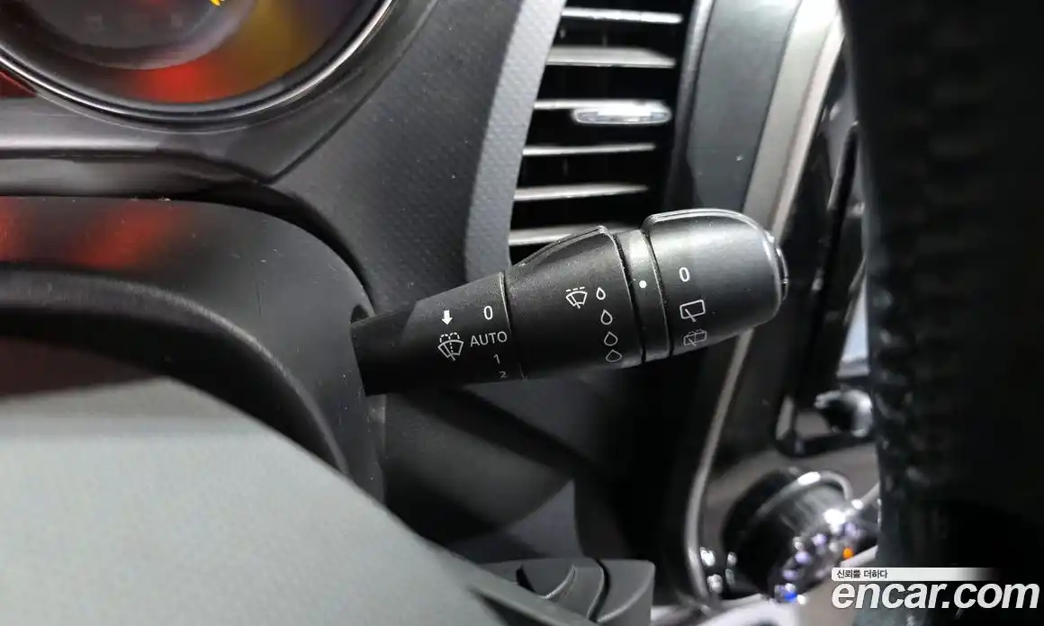 Renault QM3 2015 1.5 Автомат в Москве № 146946, фото 18