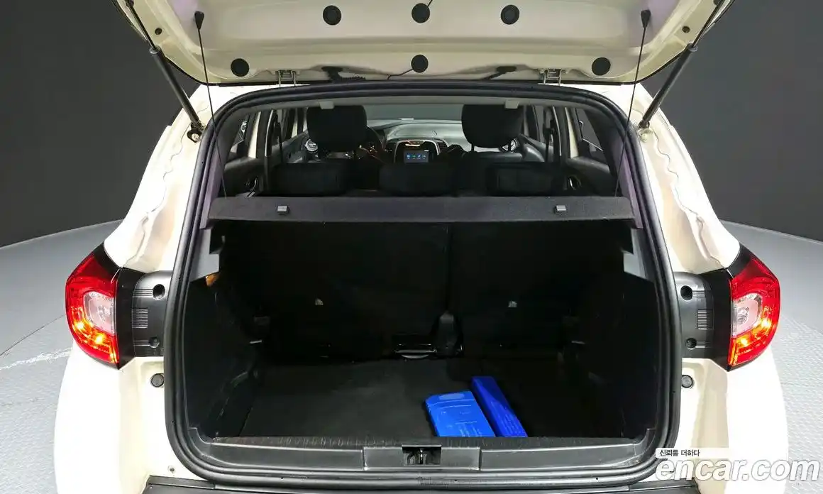 Renault QM3 2015 1.5 Автомат в Москве № 146946, фото 19