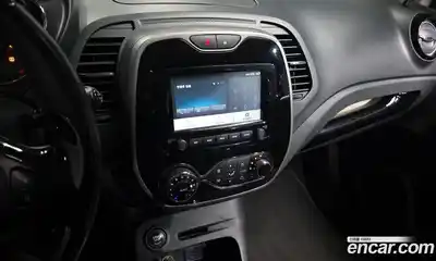 Renault QM3 2015 1.5 Автомат в Москве № 146946, миниатюра 5