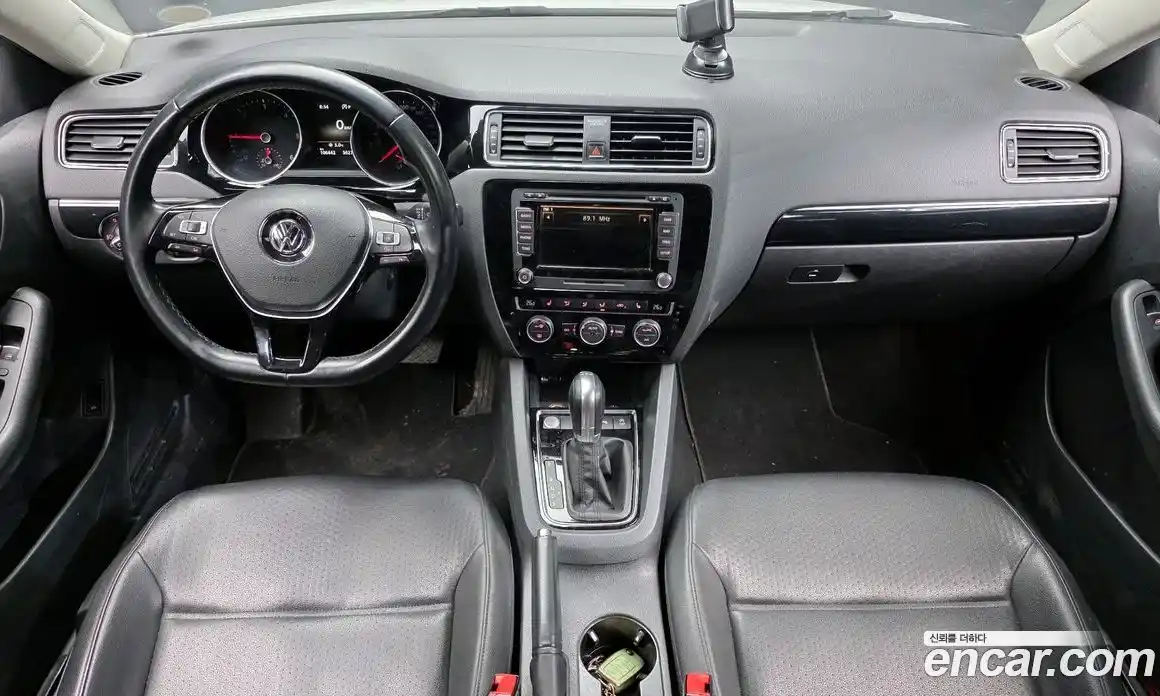 Volkswagen Jetta 2016 2.0 Автомат в Москве № 153765, фото 15