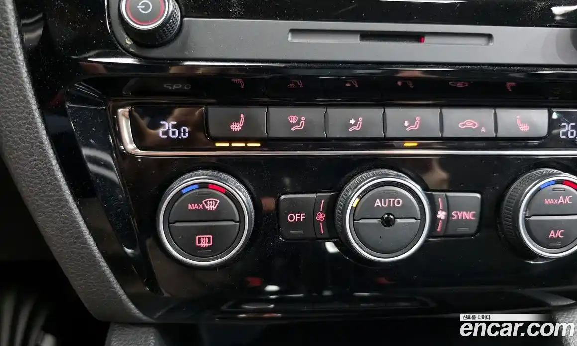 Volkswagen Jetta 2016 2.0 Автомат в Москве № 153765, фото 3