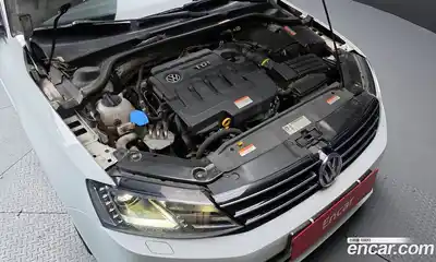 Volkswagen Jetta 2016 2.0 Автомат в Москве № 153765, миниатюра 6