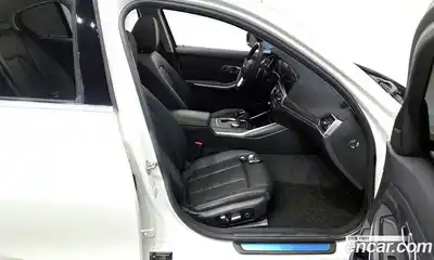 BMW 3-Series 2021 2.0 Автомат в Москве № 158180, миниатюра 12