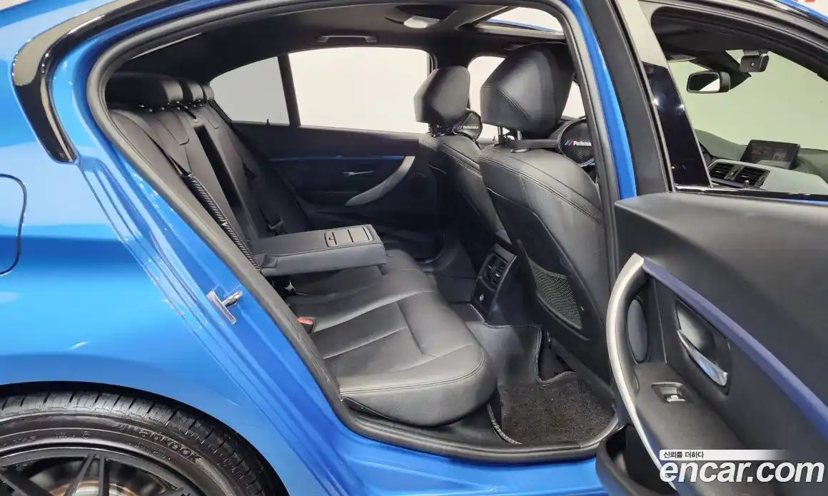 BMW 3-Series 2018 2.0 Автомат в Москве № 158880, фото 6