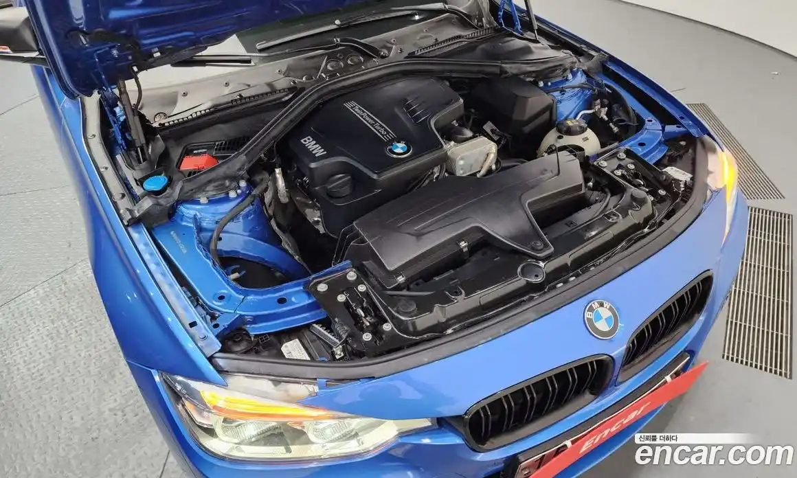 BMW 3-Series 2018 2.0 Автомат в Москве № 158880, фото 9