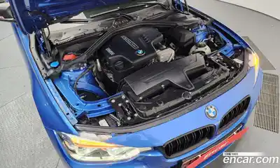 BMW 3-Series 2018 2.0 Автомат в Москве № 158880, миниатюра 9