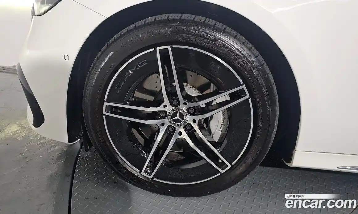 Mercedes-Benz E-Class 2025 2.0 Автомат в Москве № 160166, фото 15