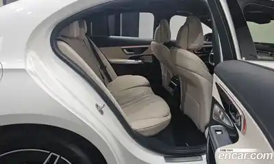 Mercedes-Benz E-Class 2025 2.0 Автомат в Москве № 160166, миниатюра 10