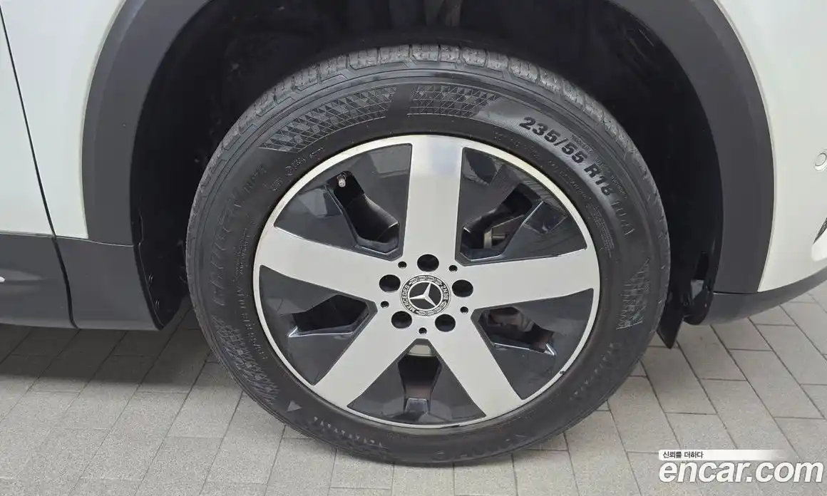 Mercedes-Benz GLB-Class 2020 2.0 Автомат в Москве № 161270, фото 13