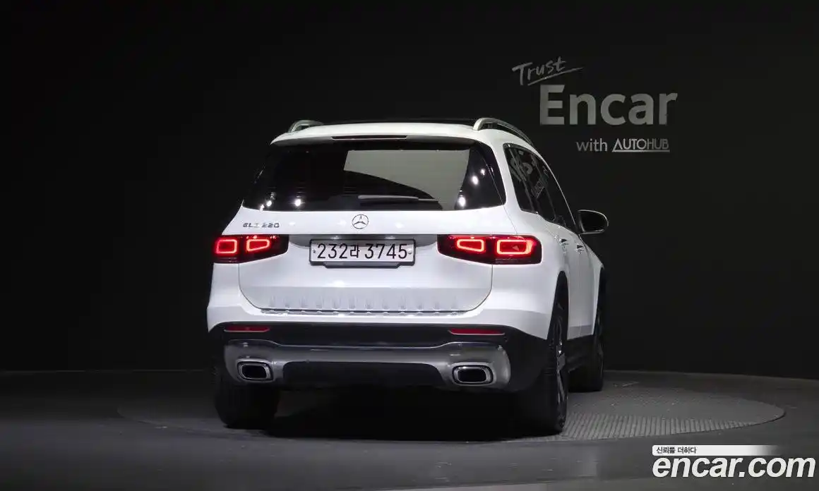 Mercedes-Benz GLB-Class 2020 2.0 Автомат в Москве № 161270, фото 14