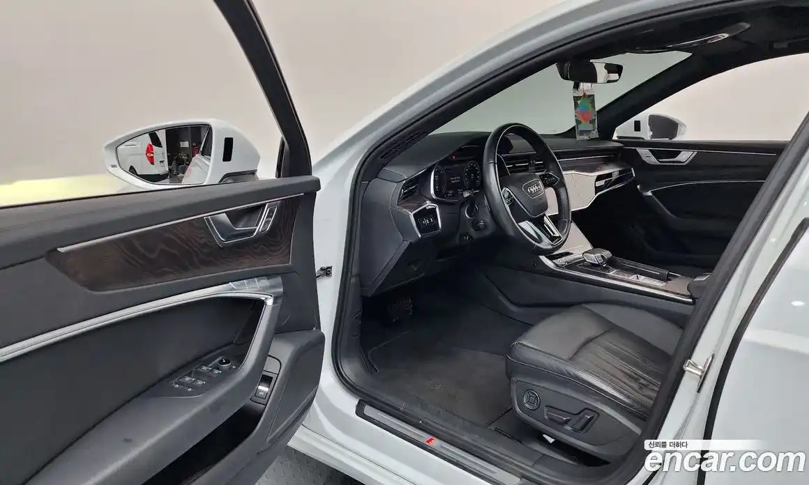 Audi A6 2020 2.0 Автомат в Москве № 163339, фото 13