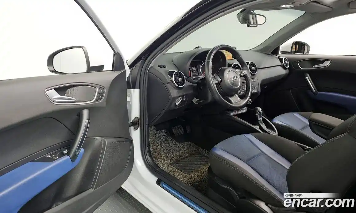 Audi A1 2015 1.6 Автомат в Москве № 163419, фото 14