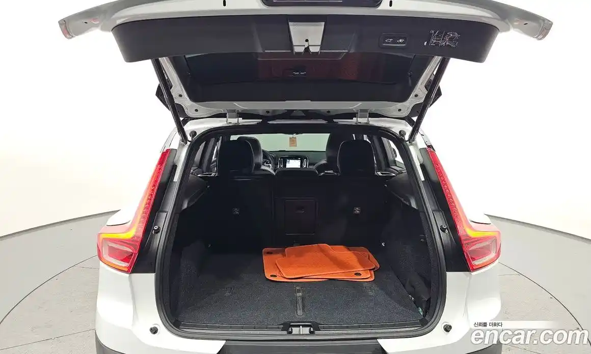 Volvo XC40 2021 2.0 Автомат в Москве № 164509, фото 15