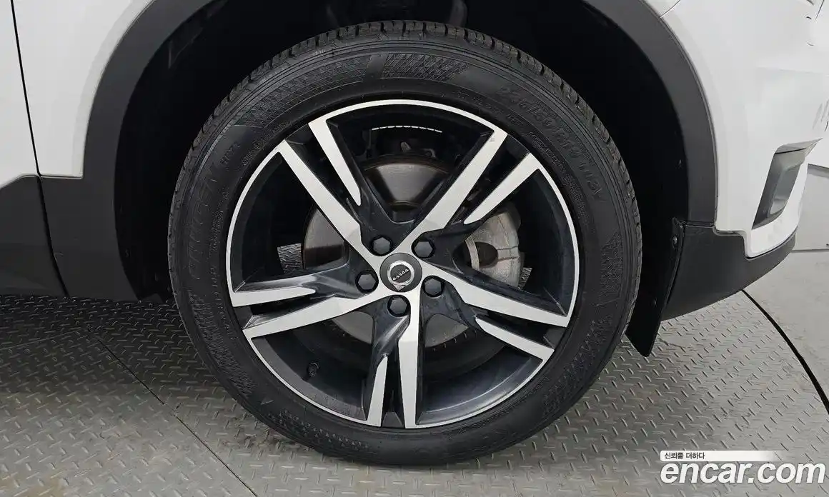 Volvo XC40 2021 2.0 Автомат в Москве № 164509, фото 7