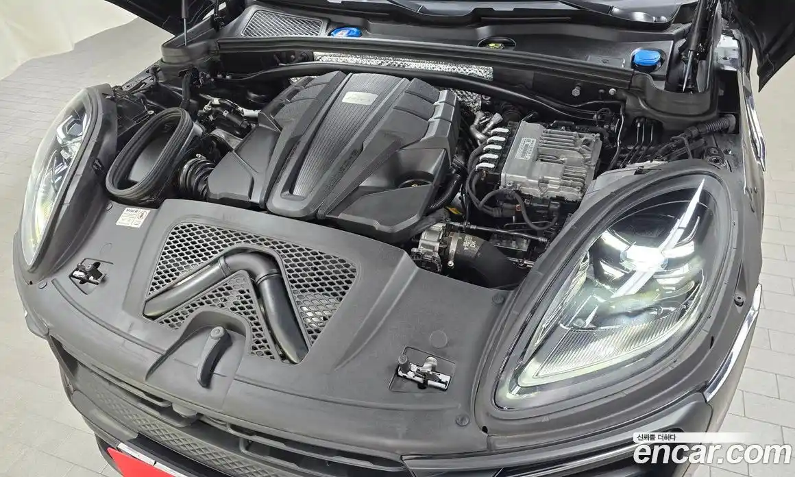 Porsche Macan 2023 2.9 Автомат в Москве № 165170, фото 17