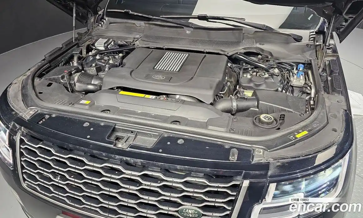 Land Rover Range-Rover 2019 4.4 Автомат в Москве № 166659, фото 17