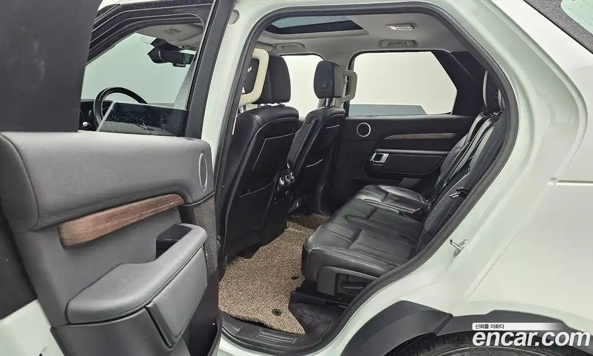 Land Rover Discovery 2017 3.0 Автомат в Москве № 166702, фото 12