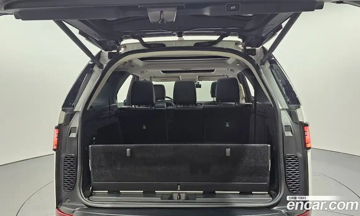 Land Rover Discovery 2017 3.0 Автомат в Москве № 166702, фото 7