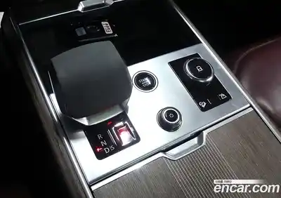 Land Rover Range-Rover 2023 4.4 Автомат в Москве № 166757, миниатюра 11