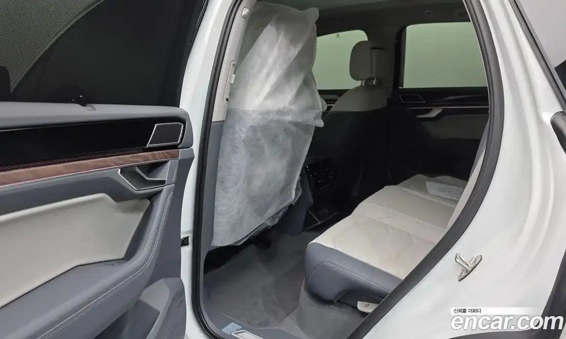 Volkswagen Touareg 2026 3.0 Автомат в Москве № 168348, фото 17