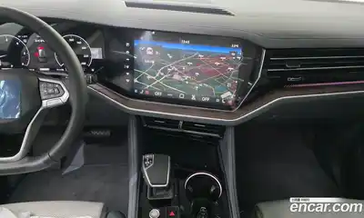 Volkswagen Touareg 2026 3.0 Автомат в Москве № 168348, миниатюра 3