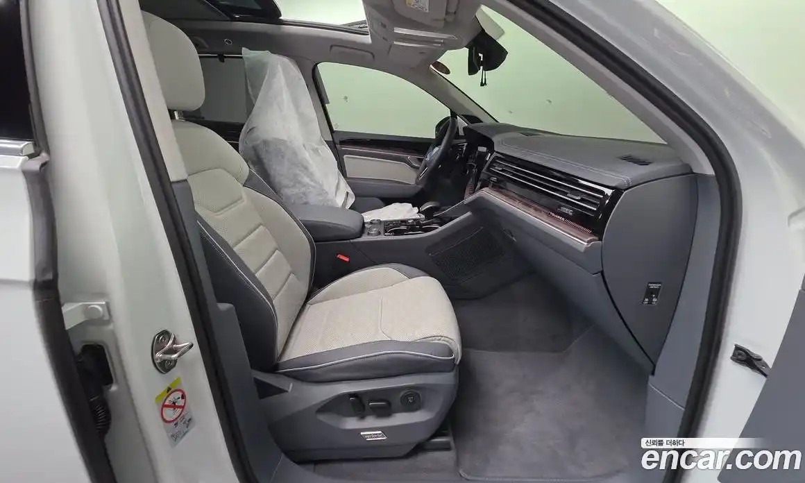 Volkswagen Touareg 2026 3.0 Автомат в Москве № 168348, фото 9