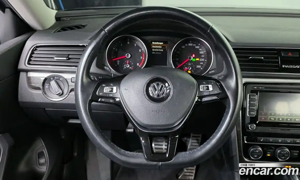 Volkswagen Passat 2018 2.0 Автомат в Москве № 169001, фото 16