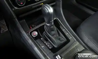 Volkswagen Passat 2018 2.0 Автомат в Москве № 169001, миниатюра 6