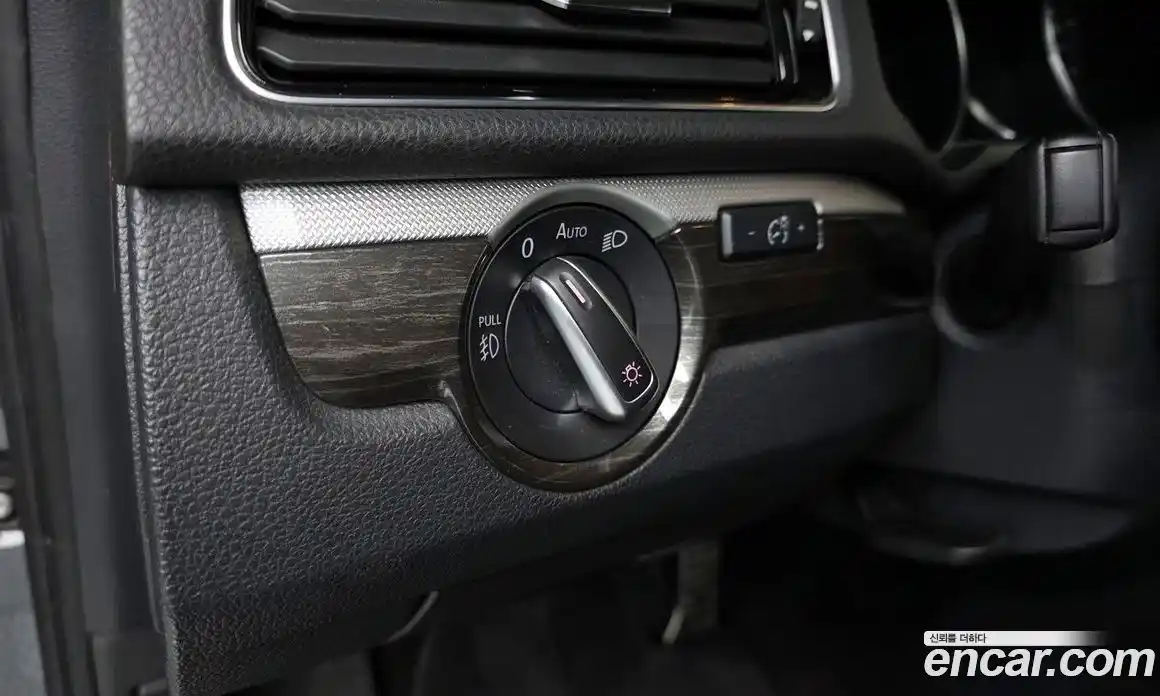 Volkswagen Passat 2018 2.0 Автомат в Москве № 169001, фото 9