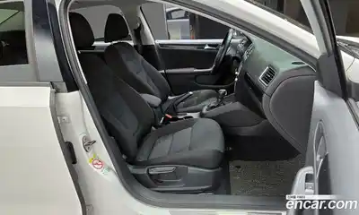 Volkswagen Jetta 2012 1.6 Автомат в Москве № 169049, миниатюра 12