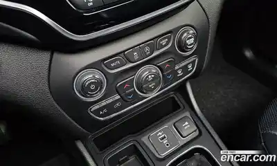 Jeep Cherokee 2021 2.4 Автомат в Москве № 169580, миниатюра 3