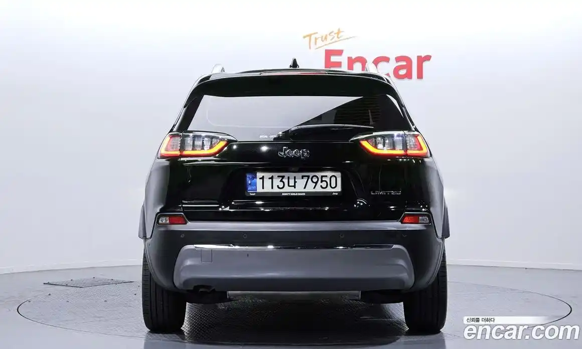 Jeep Cherokee 2021 2.4 Автомат в Москве № 169580, фото 6