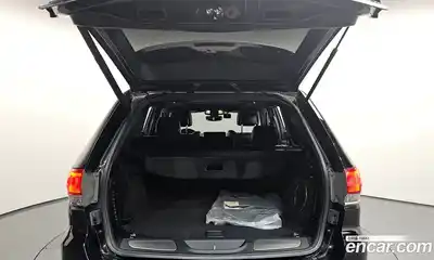 Jeep Cherokee 2019 3.6 Автомат в Москве № 169714, миниатюра 3