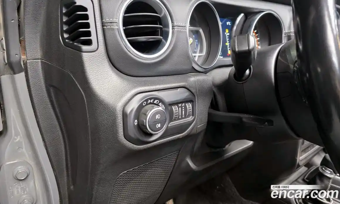 Jeep Wrangler 2021 2.0 Автомат в Москве № 169781, фото 16