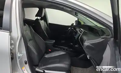 Toyota Prius 2021 1.8 Автомат в Москве № 170253, миниатюра 12